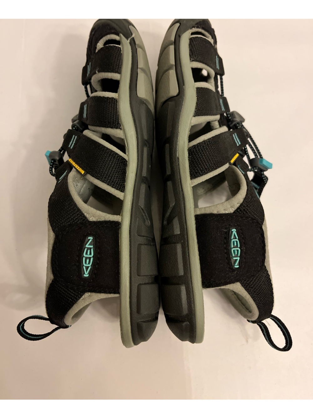 Keen Clearwater CNX Hiking Water Shoes Women Size 7.5 7 1/2 Black 1016298 - Picture 8 of 11